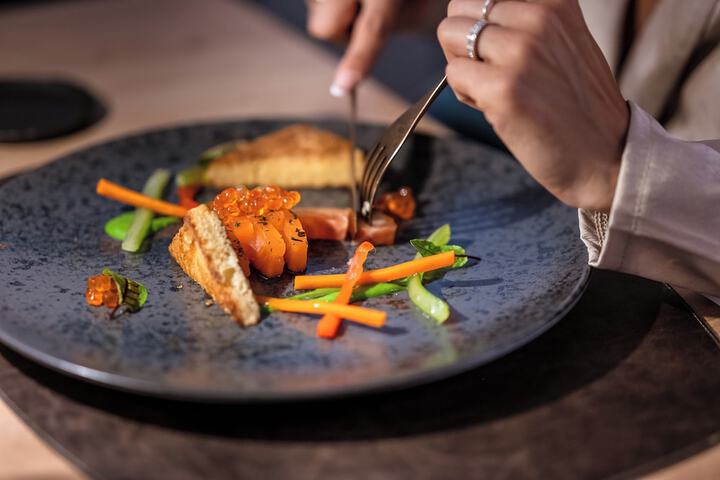 Dining 85 of 125