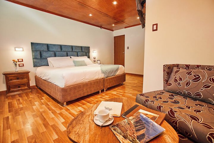 Room 3 of 28