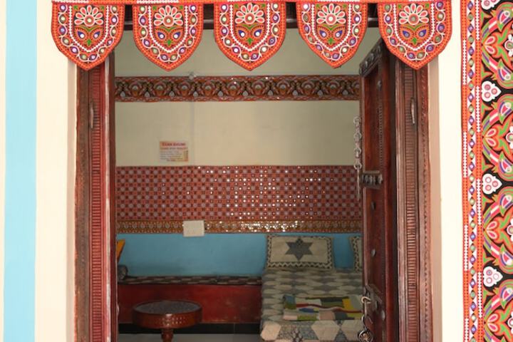 Room 15 of 35