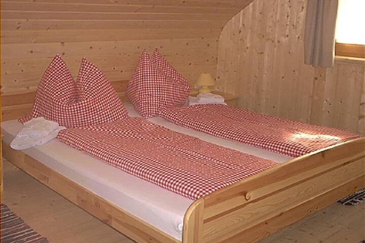 Room 2 of 16