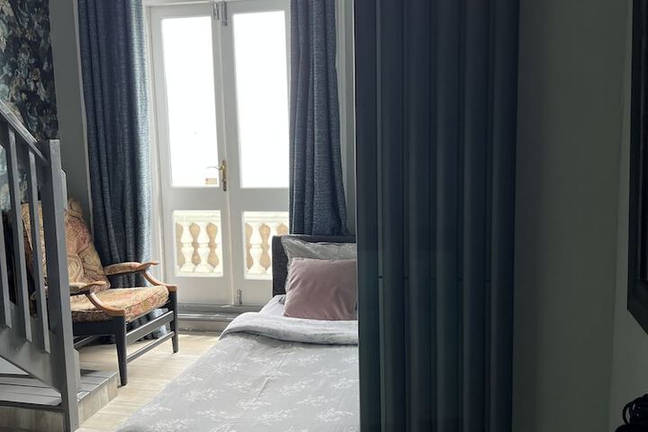 Room 9 of 88