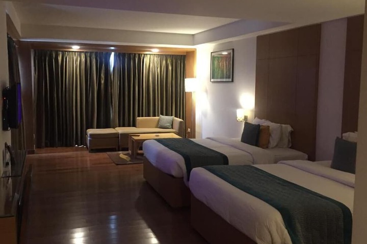 Room 18 of 41
