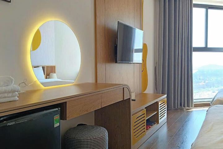 Room 34 of 63