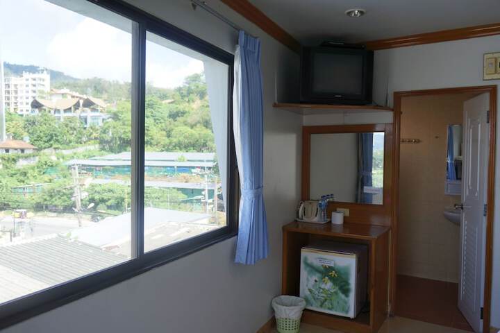 Room 20 of 46
