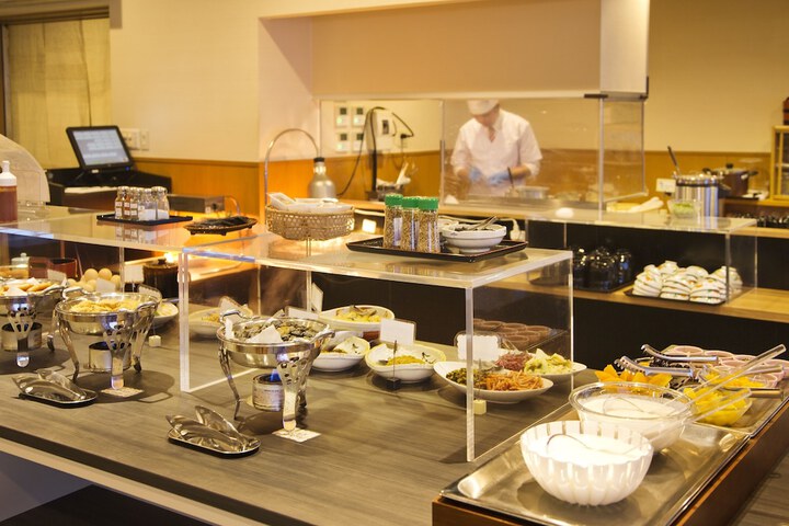 Dining Photos