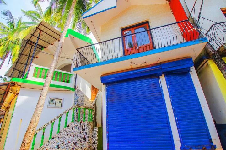 OYO 18354 Home Elegant Studio Baga Beach
