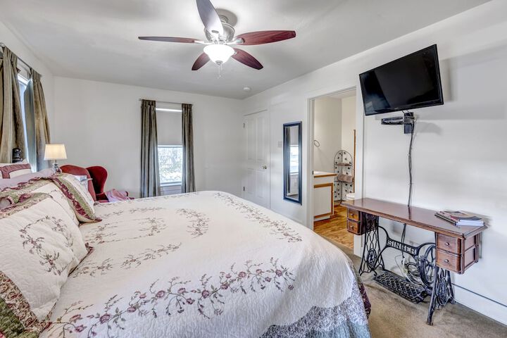 Room 12 of 68