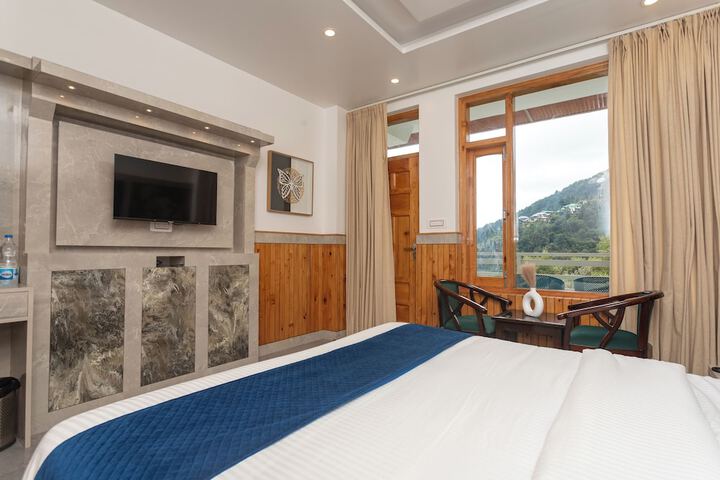 Room 28 of 58