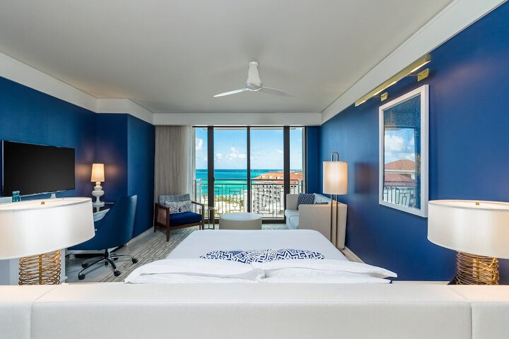 Room 8 of 307