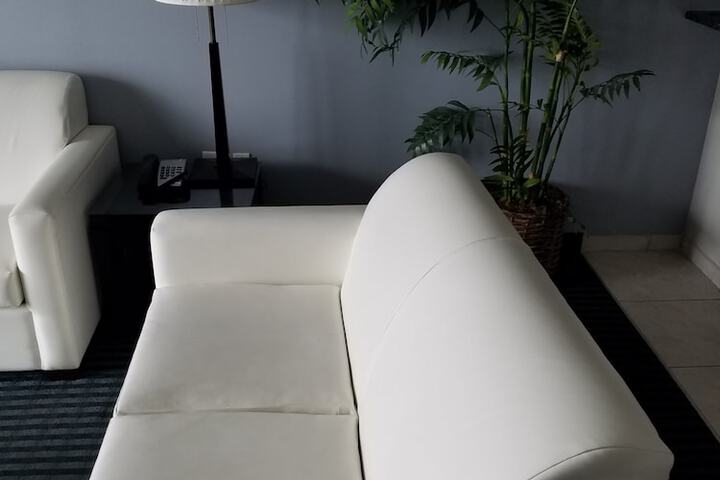 Room 98 of 190