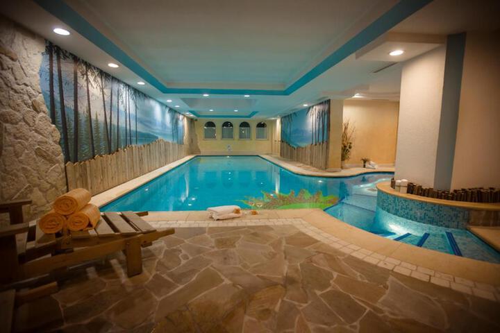Pool 2 of 23