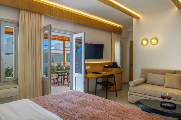 Room 118 of 199