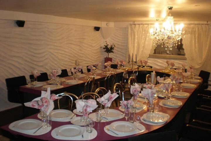 Ballroom/Hall 37 of 62