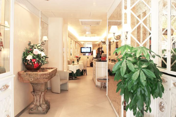 Lobby Photos