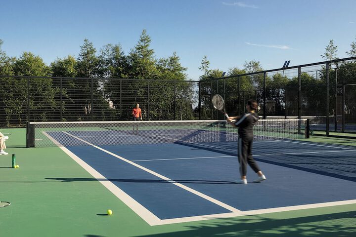 Tennis court