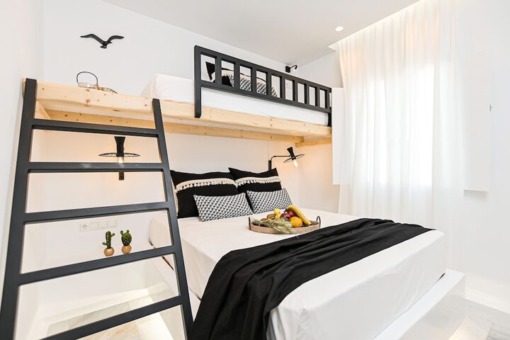 Room 64 of 209