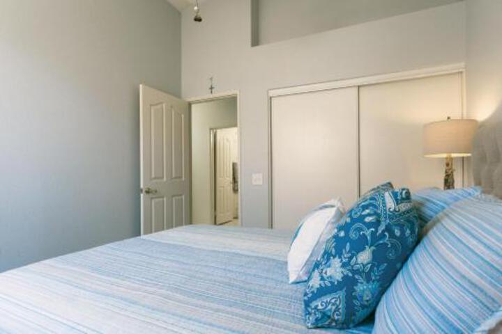 68315 Pasada Road House in Cathedral, CA