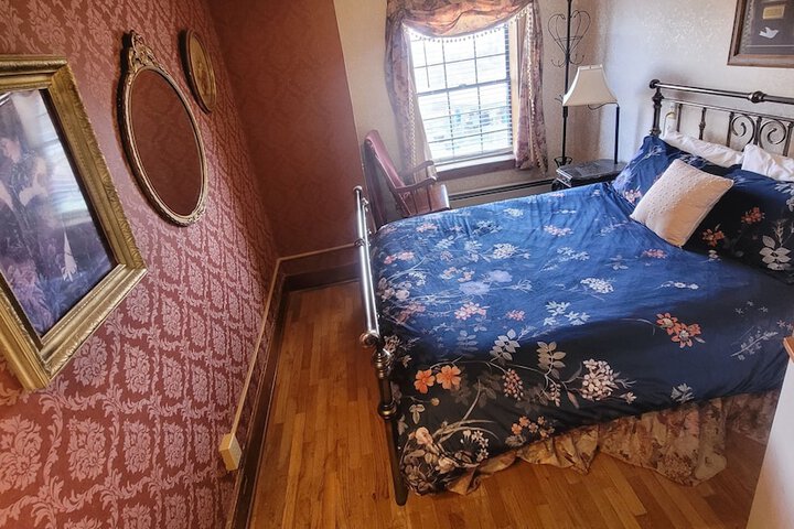 Room 25 of 45