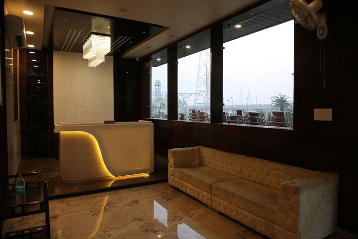Hotel Interior 2 of 28