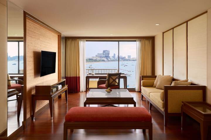 Room 45 of 141