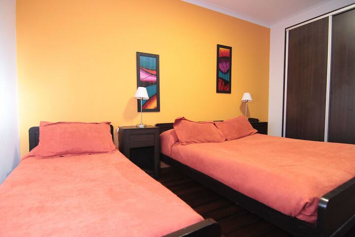 Room 6 of 27