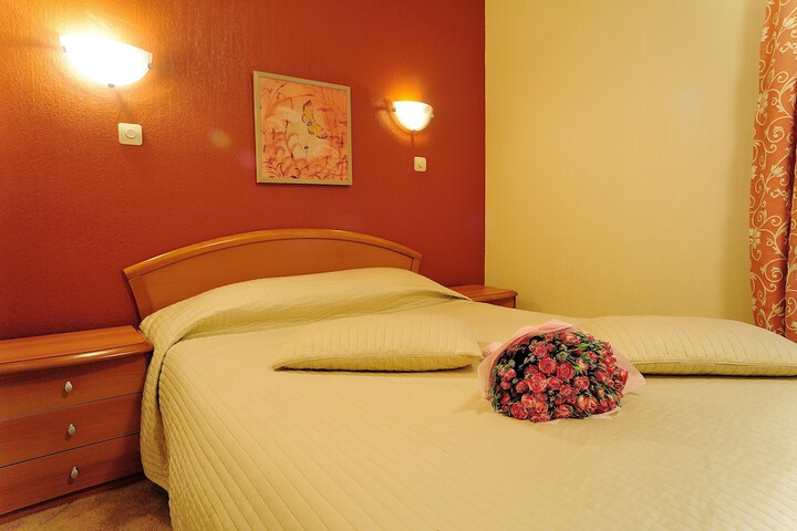 Room 30 of 191