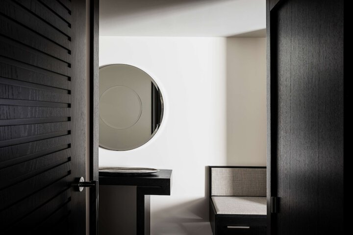 Room 31 of 138