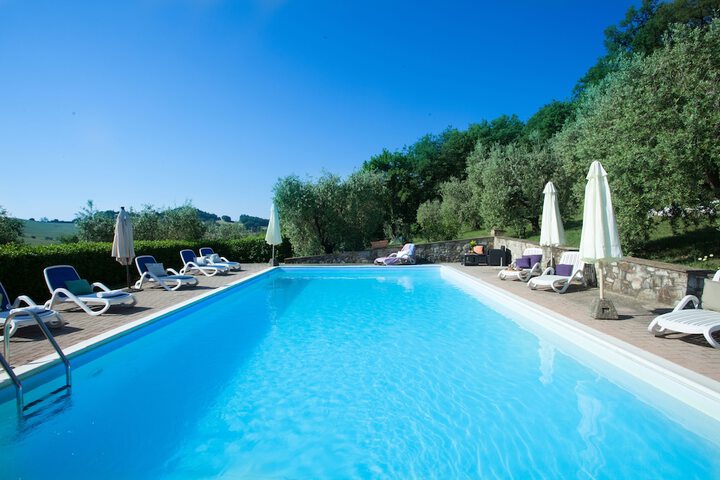 Pool 115 of 157