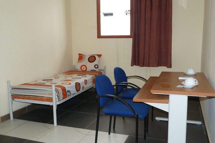 Room 10 of 72