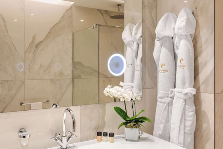 Bath Interior