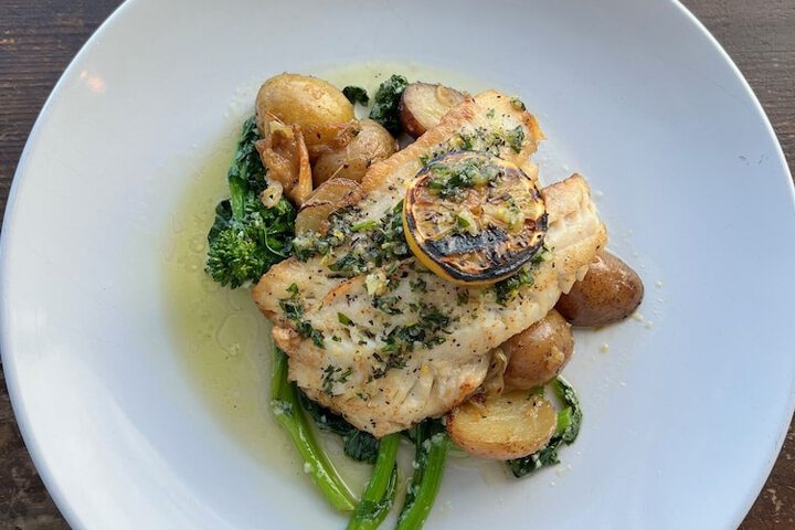 Dining 79 of 146