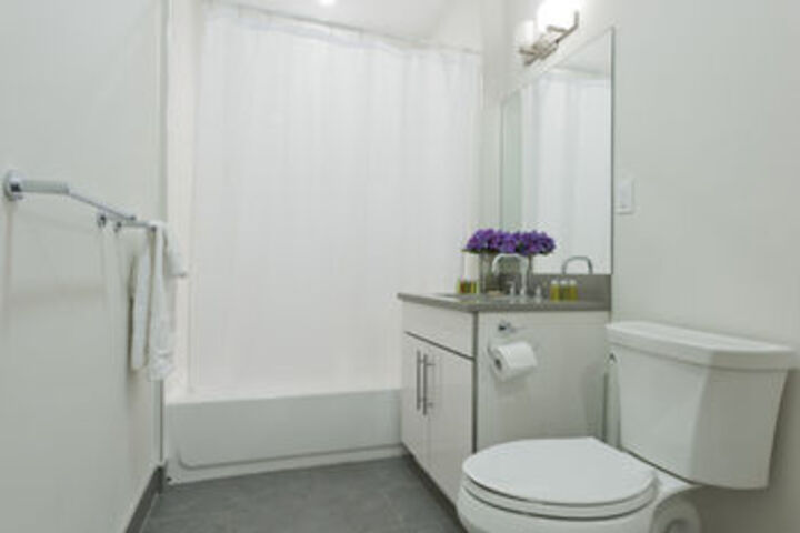 Room 2 of 17