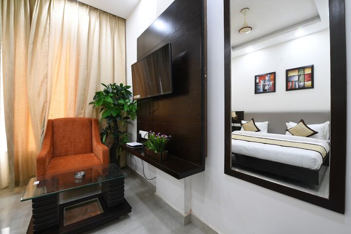 Room 19 of 45