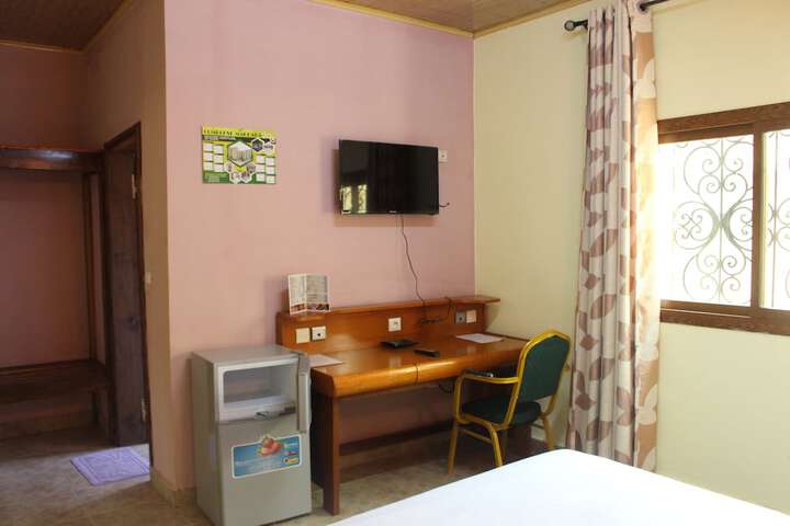 Room 2 of 14