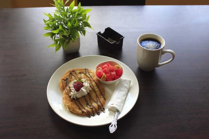 Breakfast/Coffee Service 10 of 22
