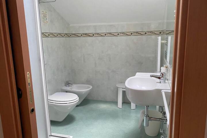 Room 19 of 45