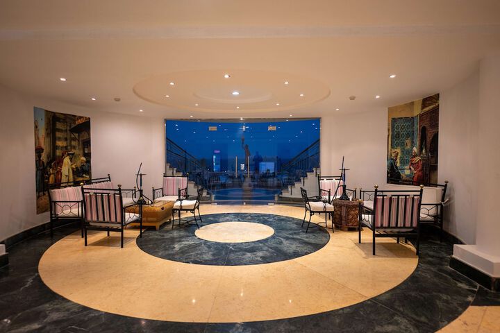 Hotel Interior 6 of 125