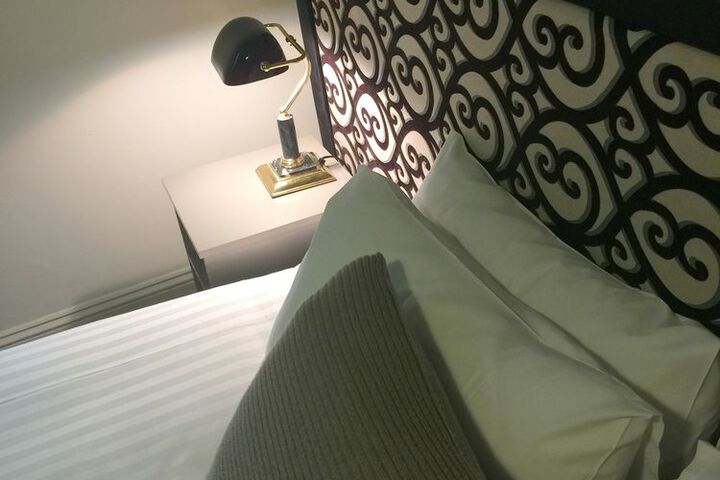 Room 42 of 50