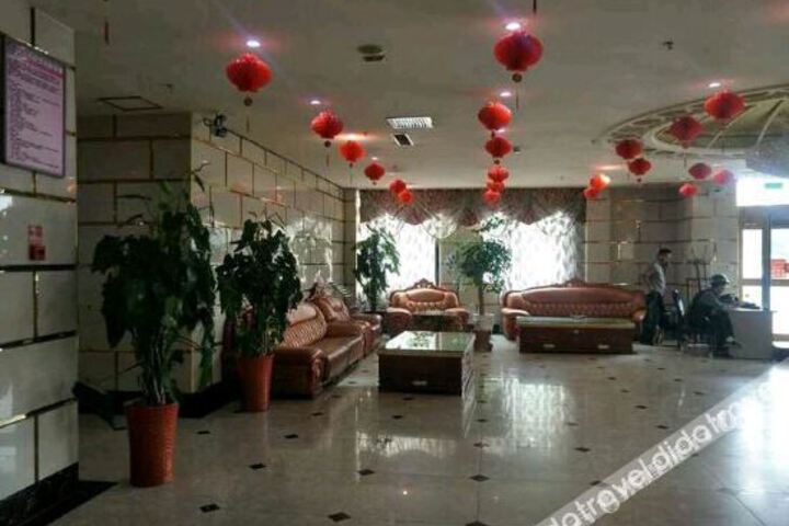 Hotel Interior 6 of 19