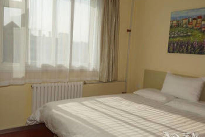 Room 8 of 17
