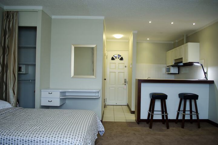 Room 30 of 87