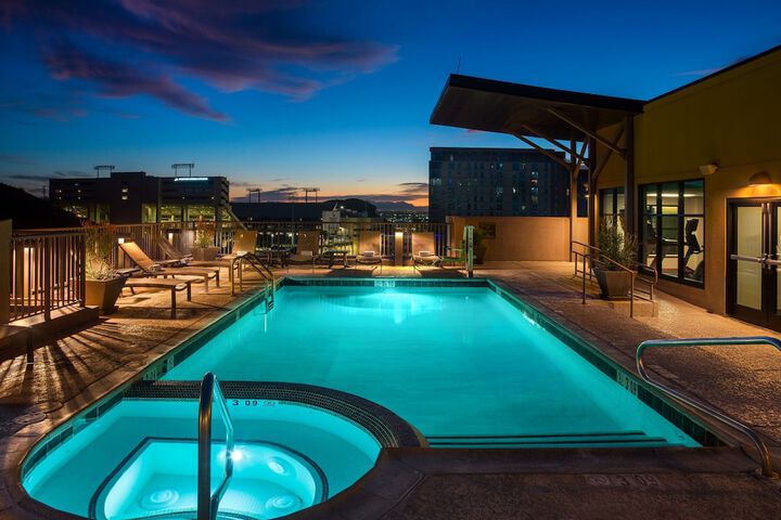 Rooftop pool