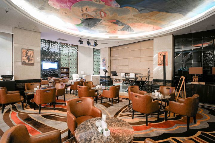 Guest Lobby