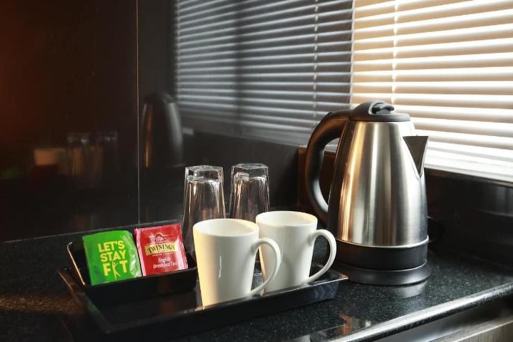 Breakfast/Coffee Service 21 of 22