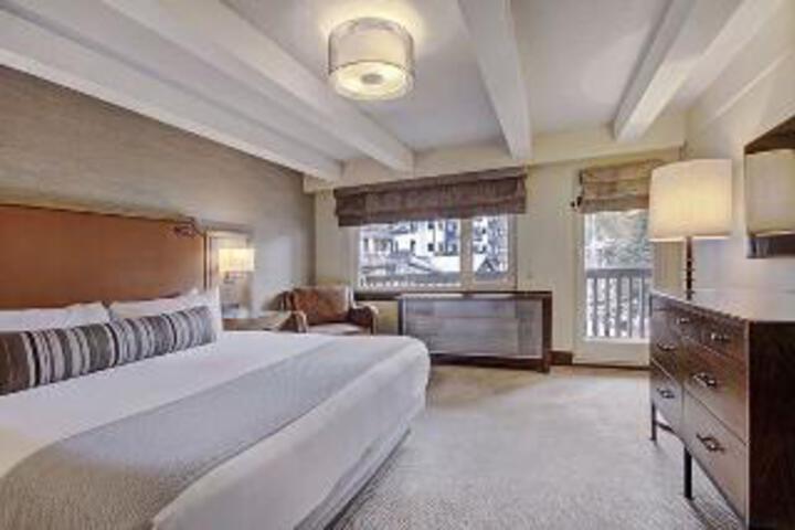 Suite 521 of 547