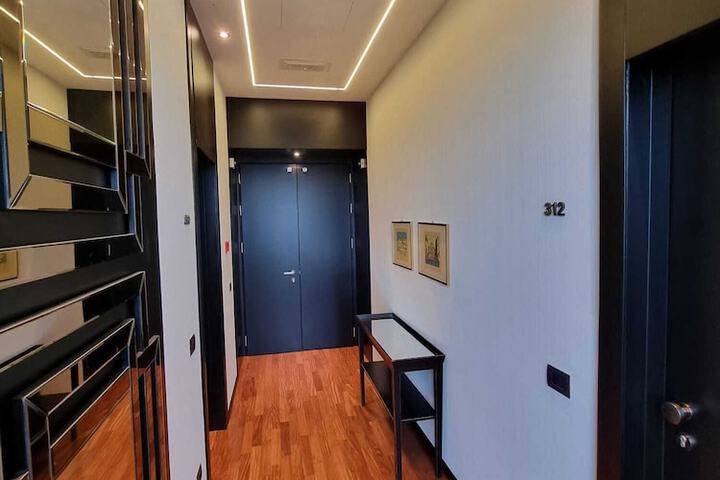 Ballroom/Hall 54 of 67