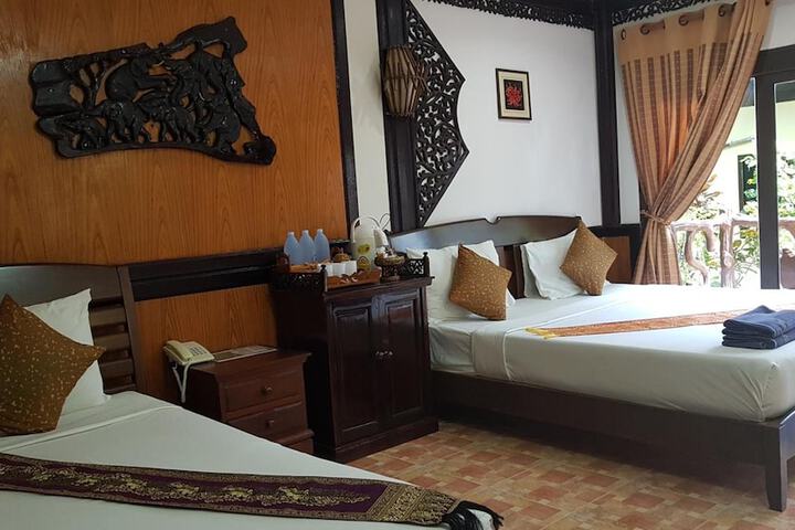 Room 25 of 63