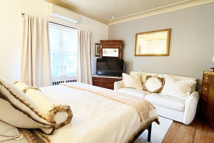 Room 61 of 162
