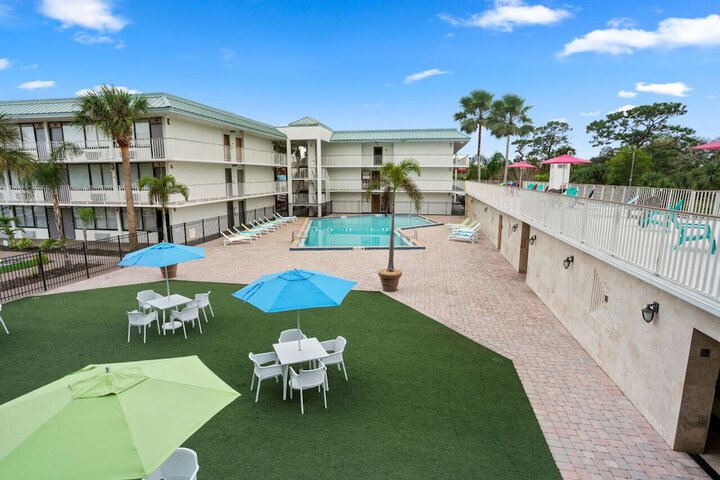 Sundeck