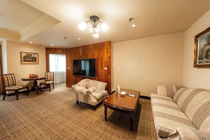 Room 95 of 203